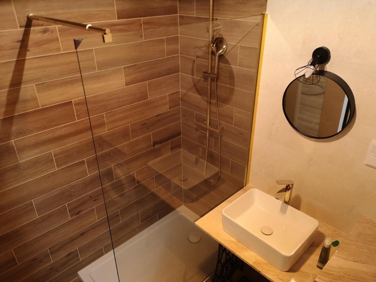 Apilois Apartament Gdansk Exterior photo